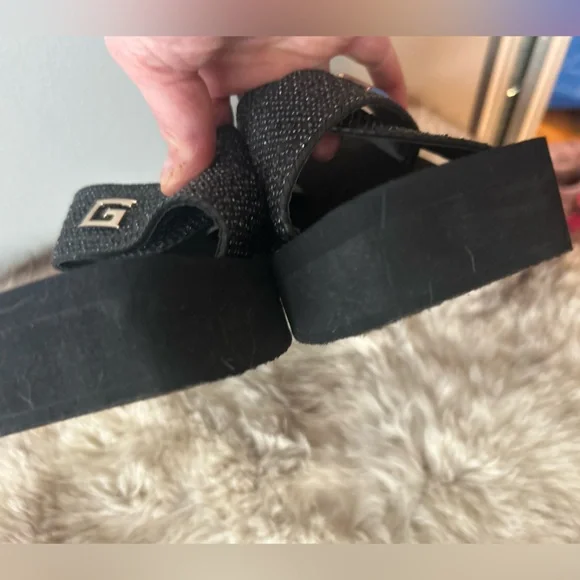 Guess Danvi platform sandal - Picture 14 of 14